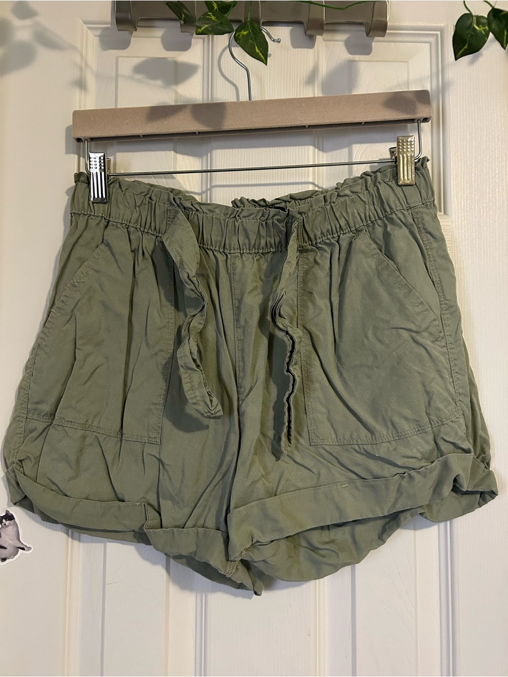 5/$10‼️ Streetwear Society Olive Drawstring Relaxed Fit Shorts cargo